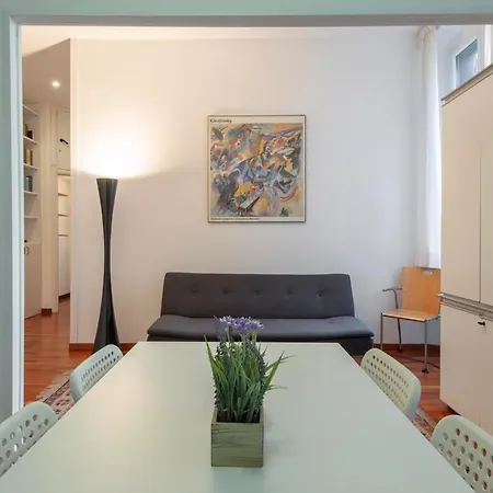 아파트 Stylish At Isola-garibaldi District - B *